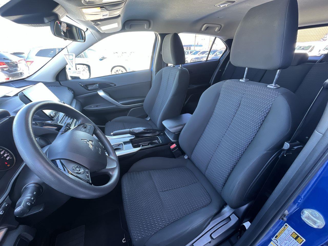 2022 Mitsubishi Eclipse Cross ES PREVIOUS DAILY RENTAL, 4X4, HEATED SEATS, CRUISE CONTROL, BACK UP CAM, SIRIUS XM!! Photo