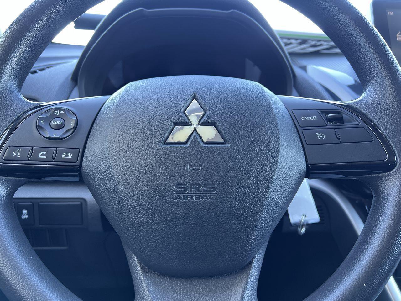 2022 Mitsubishi Eclipse Cross ES PREVIOUS DAILY RENTAL, 4X4, HEATED SEATS, CRUISE CONTROL, BACK UP CAM, SIRIUS XM!! Photo