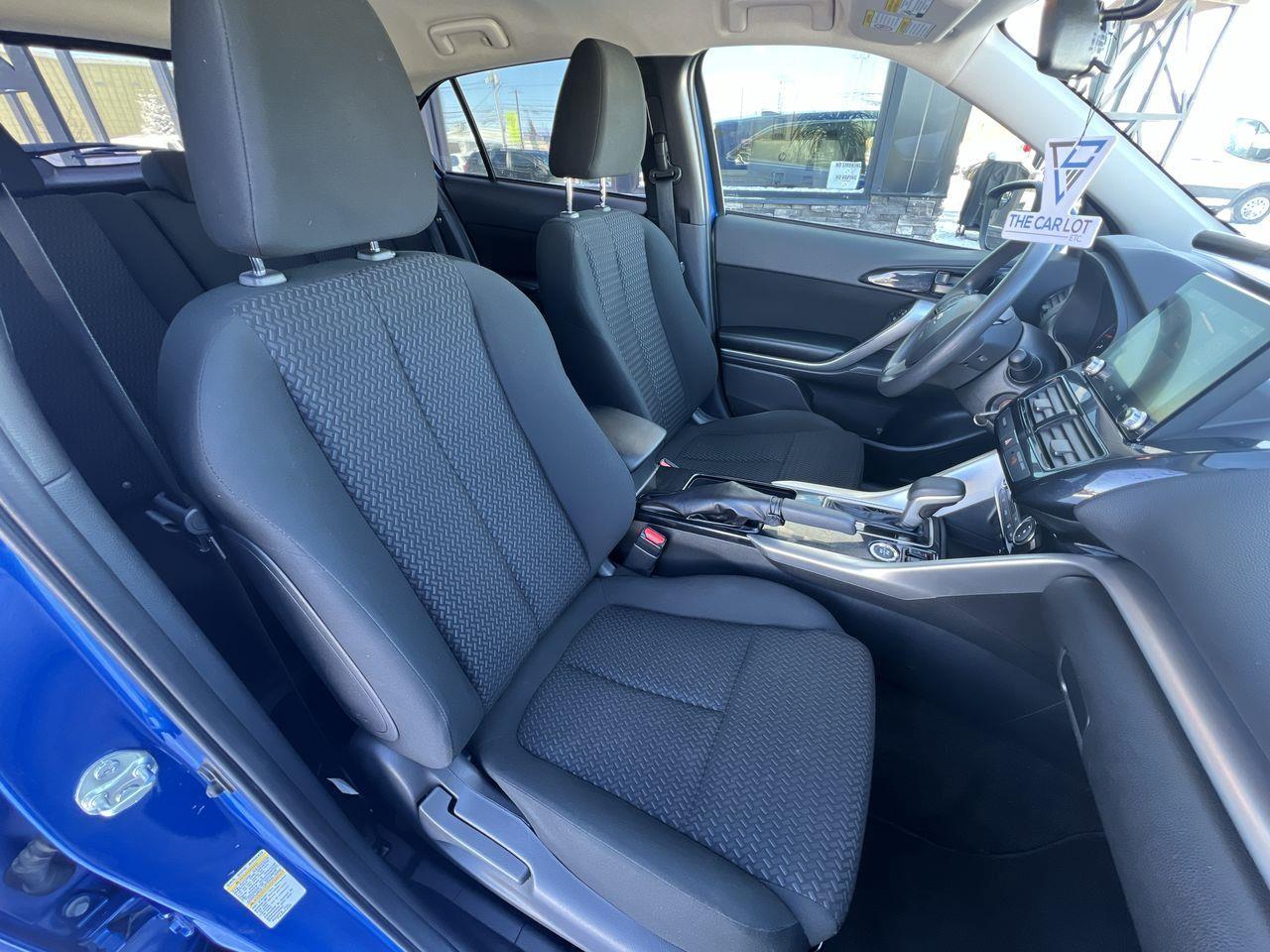 2022 Mitsubishi Eclipse Cross ES PREVIOUS DAILY RENTAL, 4X4, HEATED SEATS, CRUISE CONTROL, BACK UP CAM, SIRIUS XM!! Photo