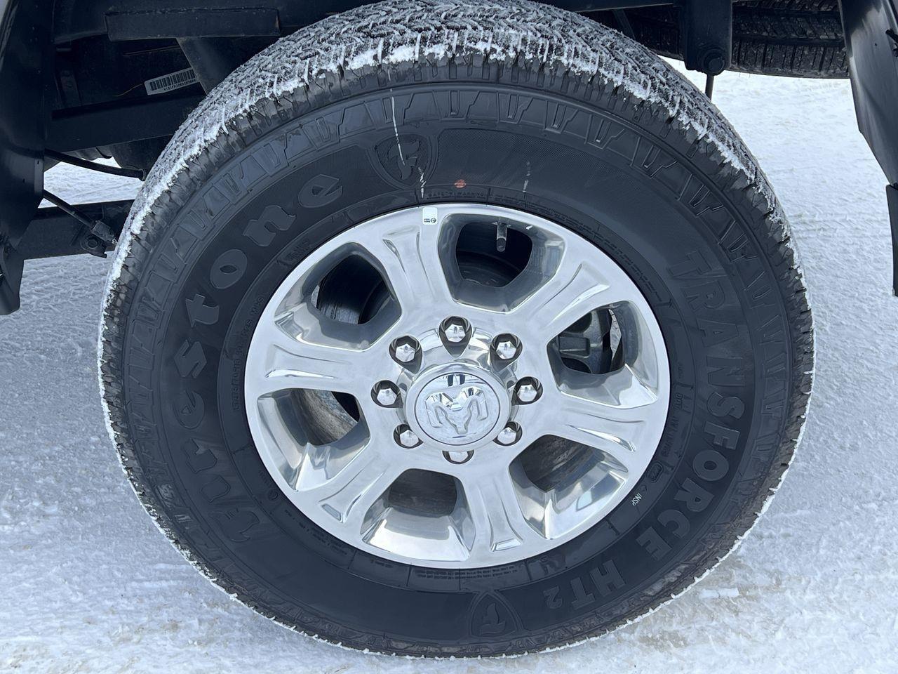 2025 RAM 2500 Big Horn 4X4, SIRIUS XM, POWER FOLDING MIRRORS, BACK UP CAM, NAV, CRUISE CONTROL!! Photo