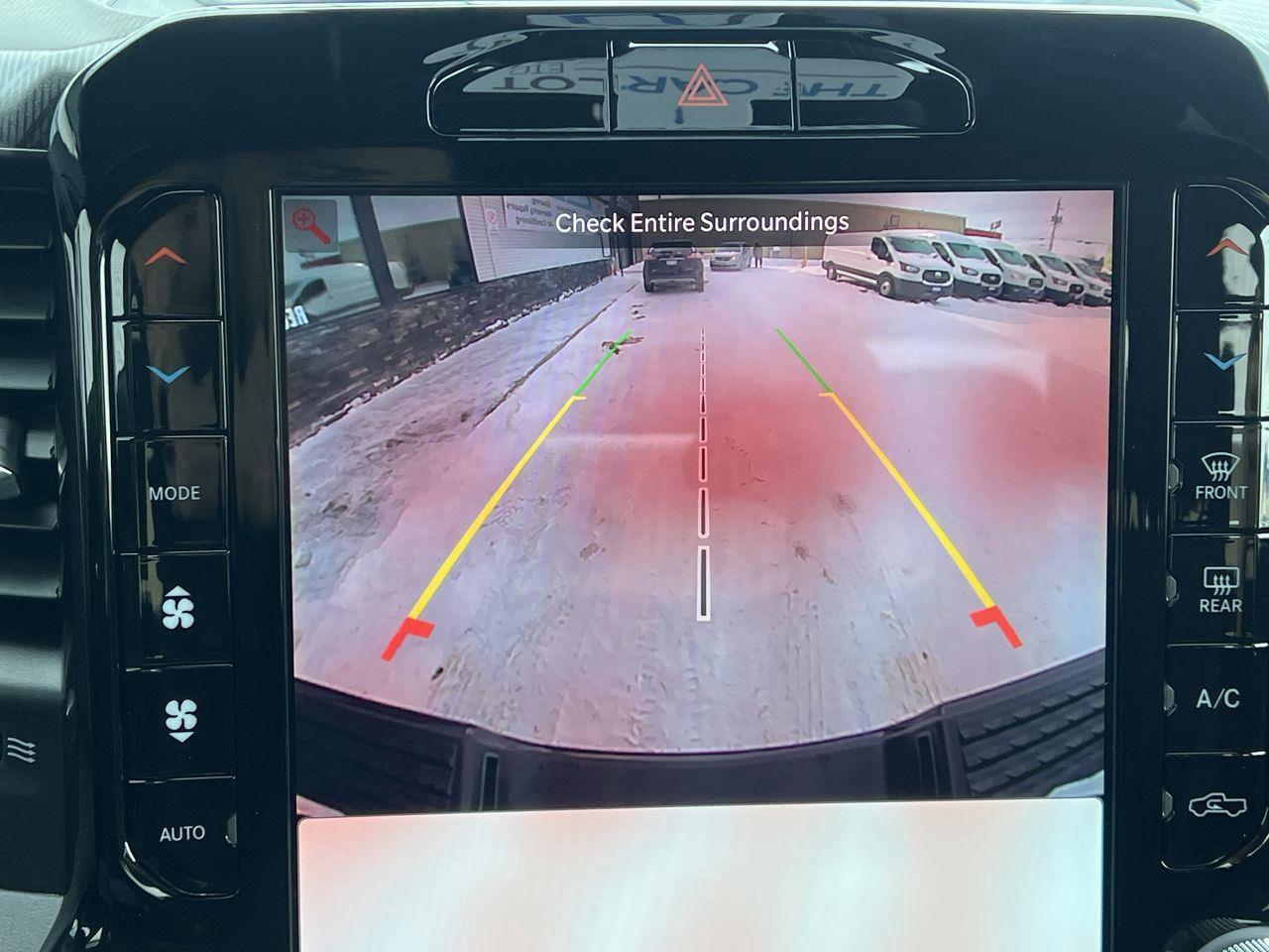 2025 RAM 2500 Big Horn 4X4, SIRIUS XM, POWER FOLDING MIRRORS, BACK UP CAM, NAV, CRUISE CONTROL!! Photo