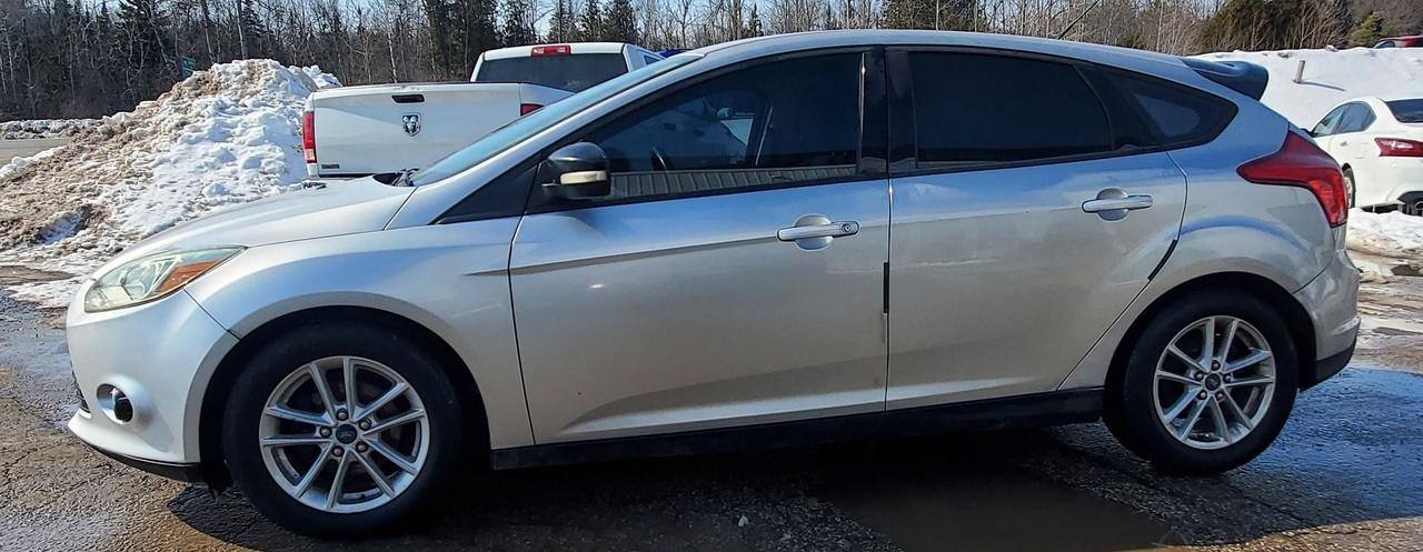2014 Ford Focus 5DR HB SE Photo3