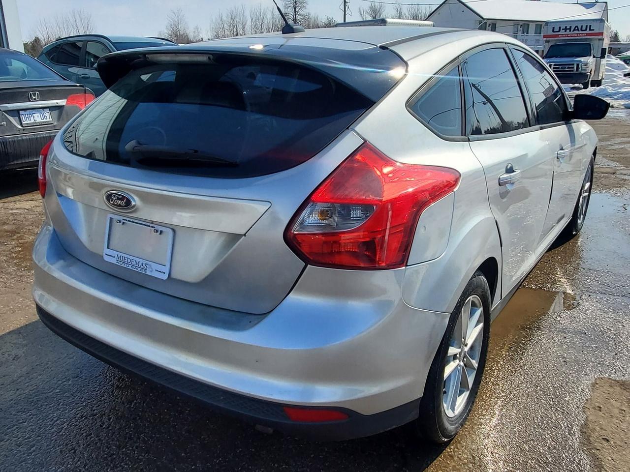 2014 Ford Focus 5DR HB SE Photo