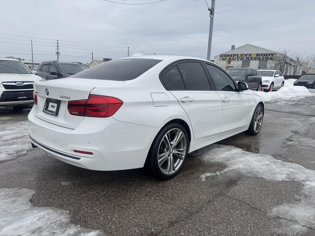 2016 BMW 3 Series 328i xDrive Photo