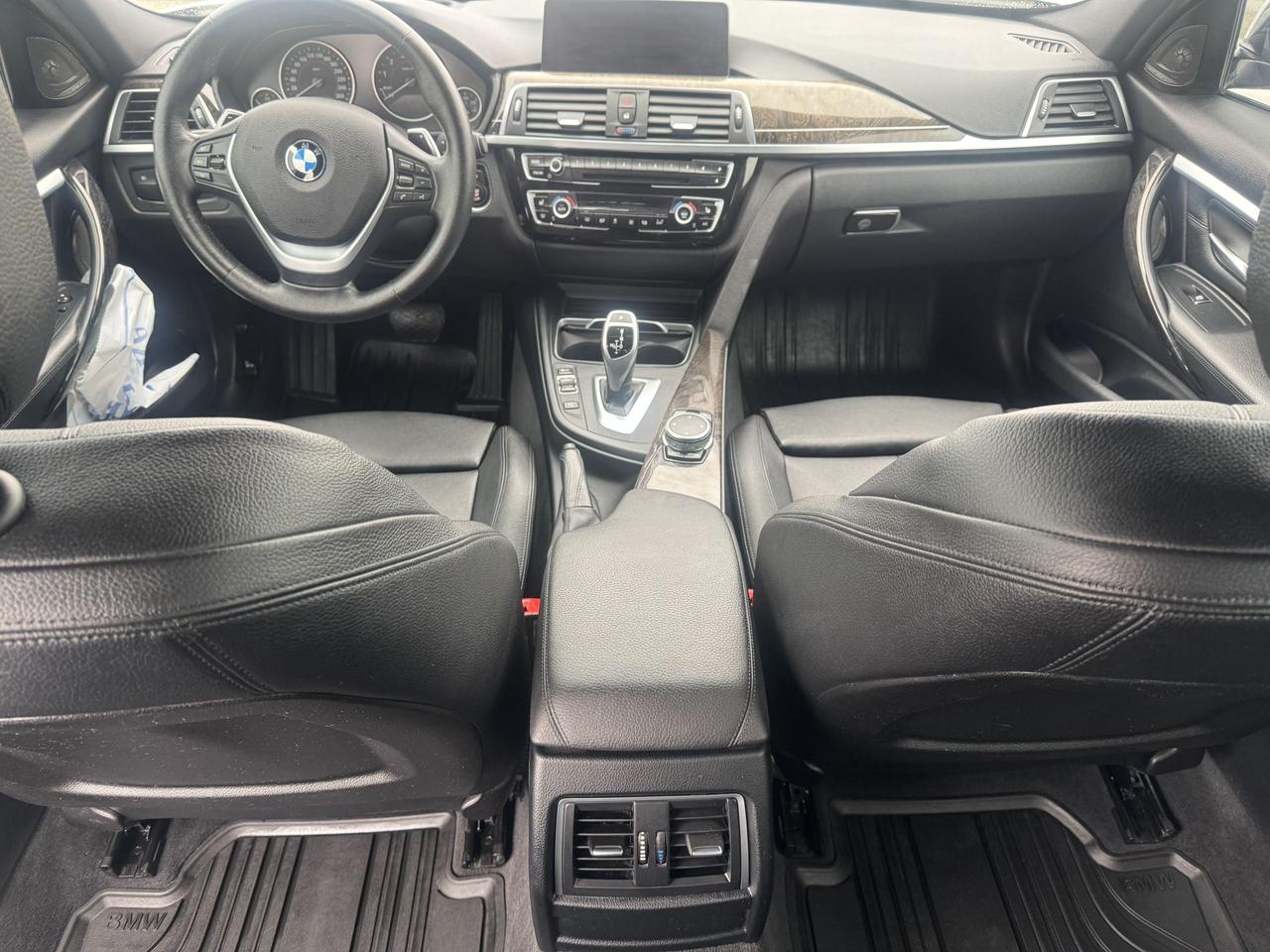 2016 BMW 3 Series 328i xDrive Photo