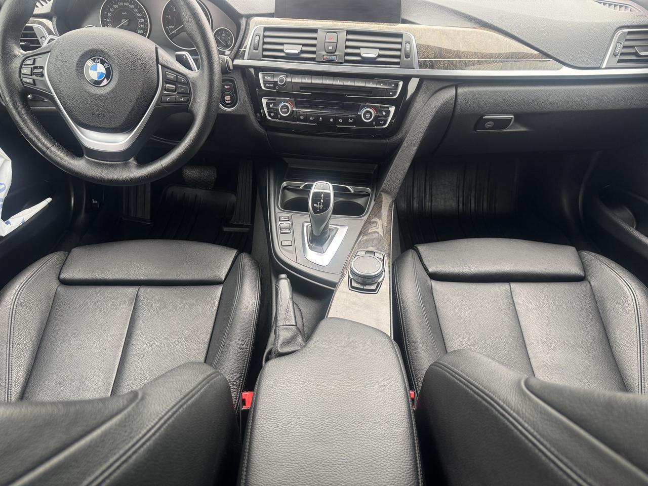 2016 BMW 3 Series 328i xDrive Photo