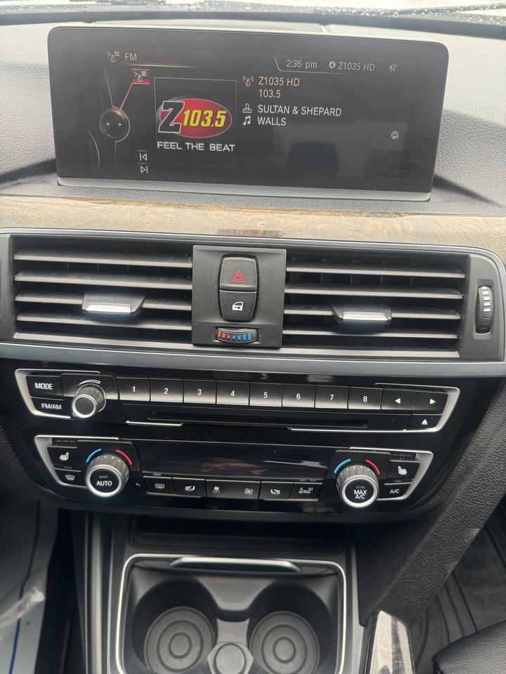 2016 BMW 3 Series 328i xDrive Photo