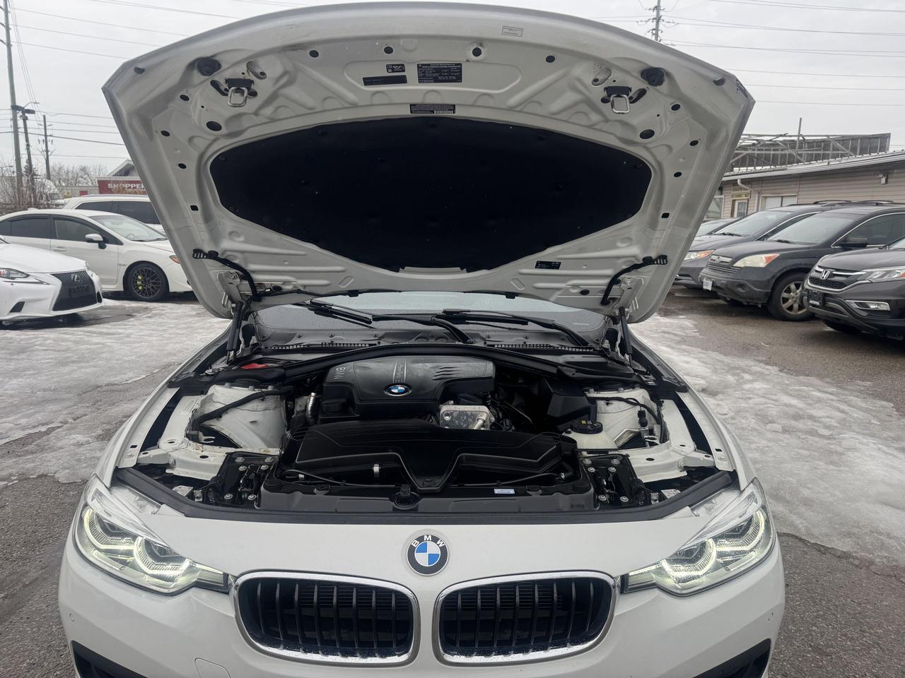 2016 BMW 3 Series 328i xDrive Photo