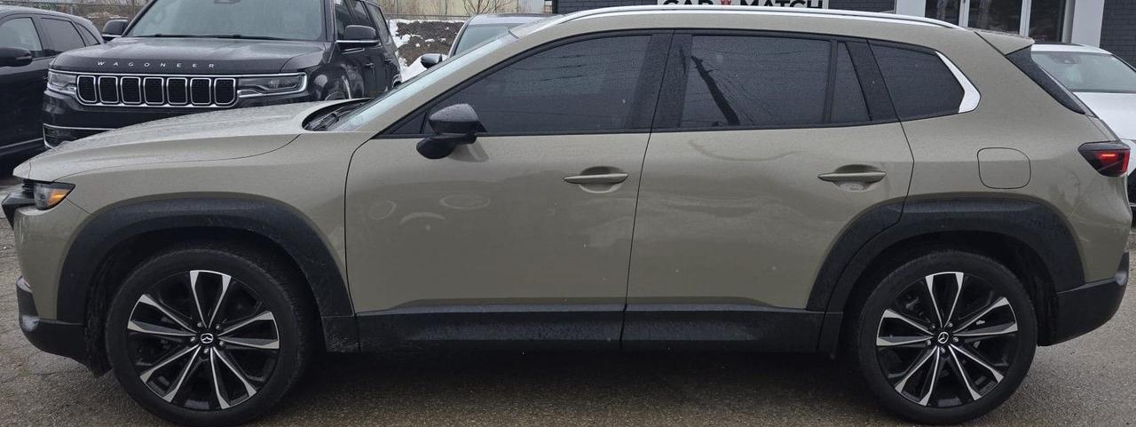 2024 Mazda CX-50 GT / NO ACCIDENTS / PANO ROOF / LEATHER / 360 CAM Photo