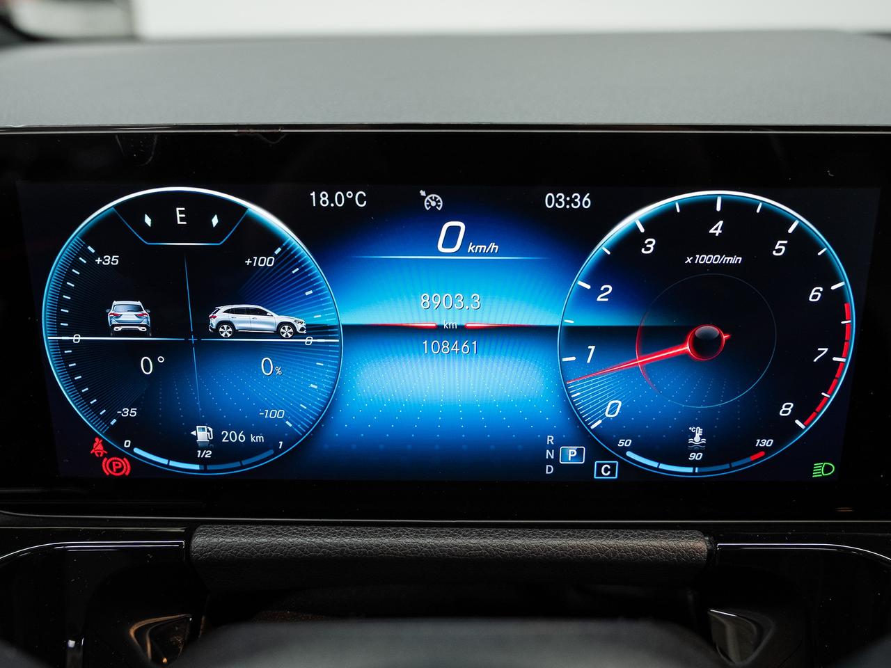 2022 Mercedes-Benz GLA 250 4MATIC | AMG Pkg | Nav | Leather | Sunroof Photo