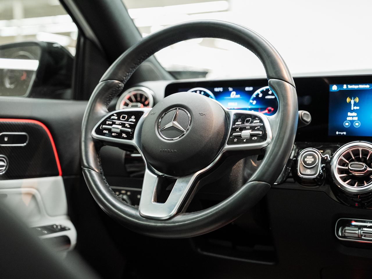 2022 Mercedes-Benz GLA 250 4MATIC | AMG Pkg | Nav | Leather | Sunroof Photo