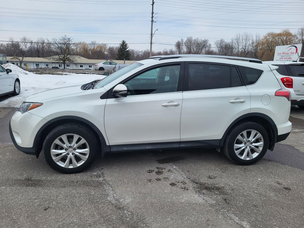 2015 Toyota RAV4 XLE Photo