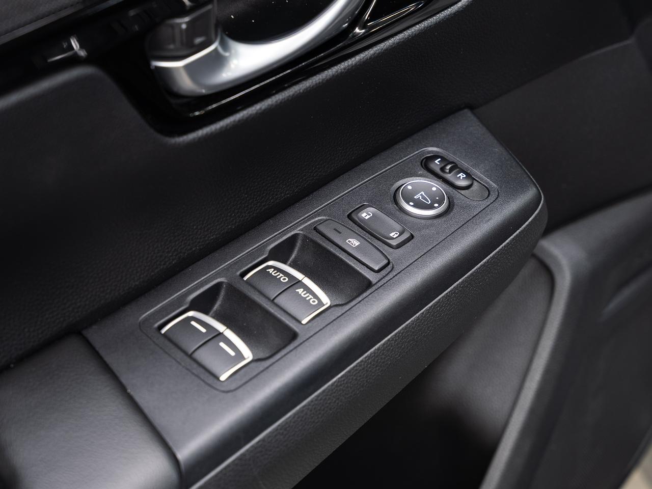 2024 Honda CR-V SPORT | AWD | Sunroof | BSM | ACC | CarPlay