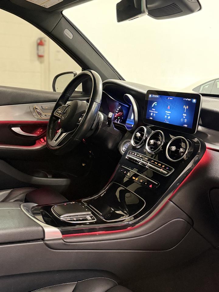 2022 Mercedes-Benz GLC 300 GLC 300 Photo