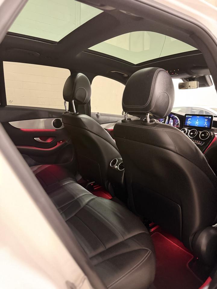 2022 Mercedes-Benz GLC 300 GLC 300 Photo