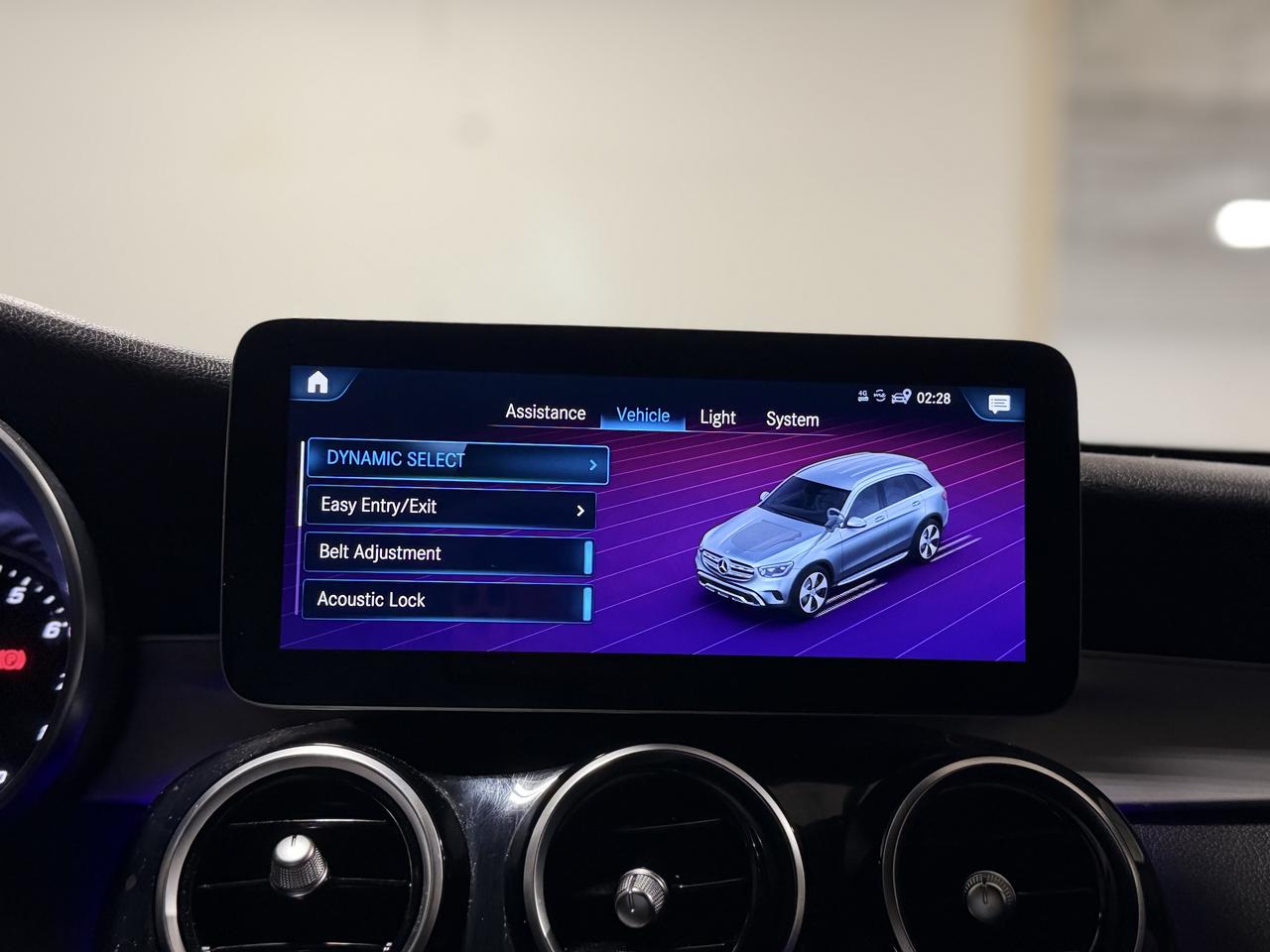 2022 Mercedes-Benz GLC 300 GLC 300 Photo