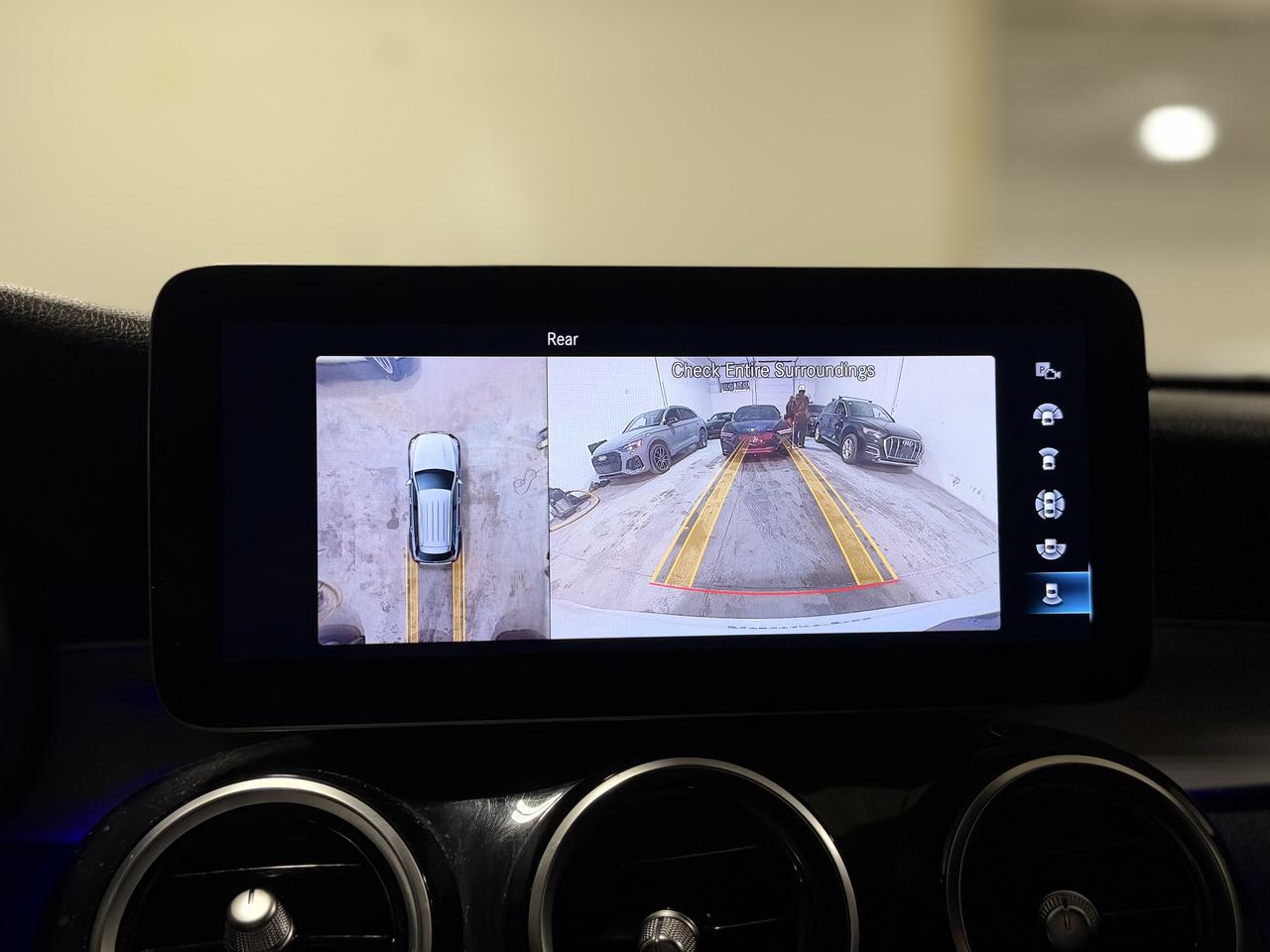 2022 Mercedes-Benz GLC 300 GLC 300 Photo