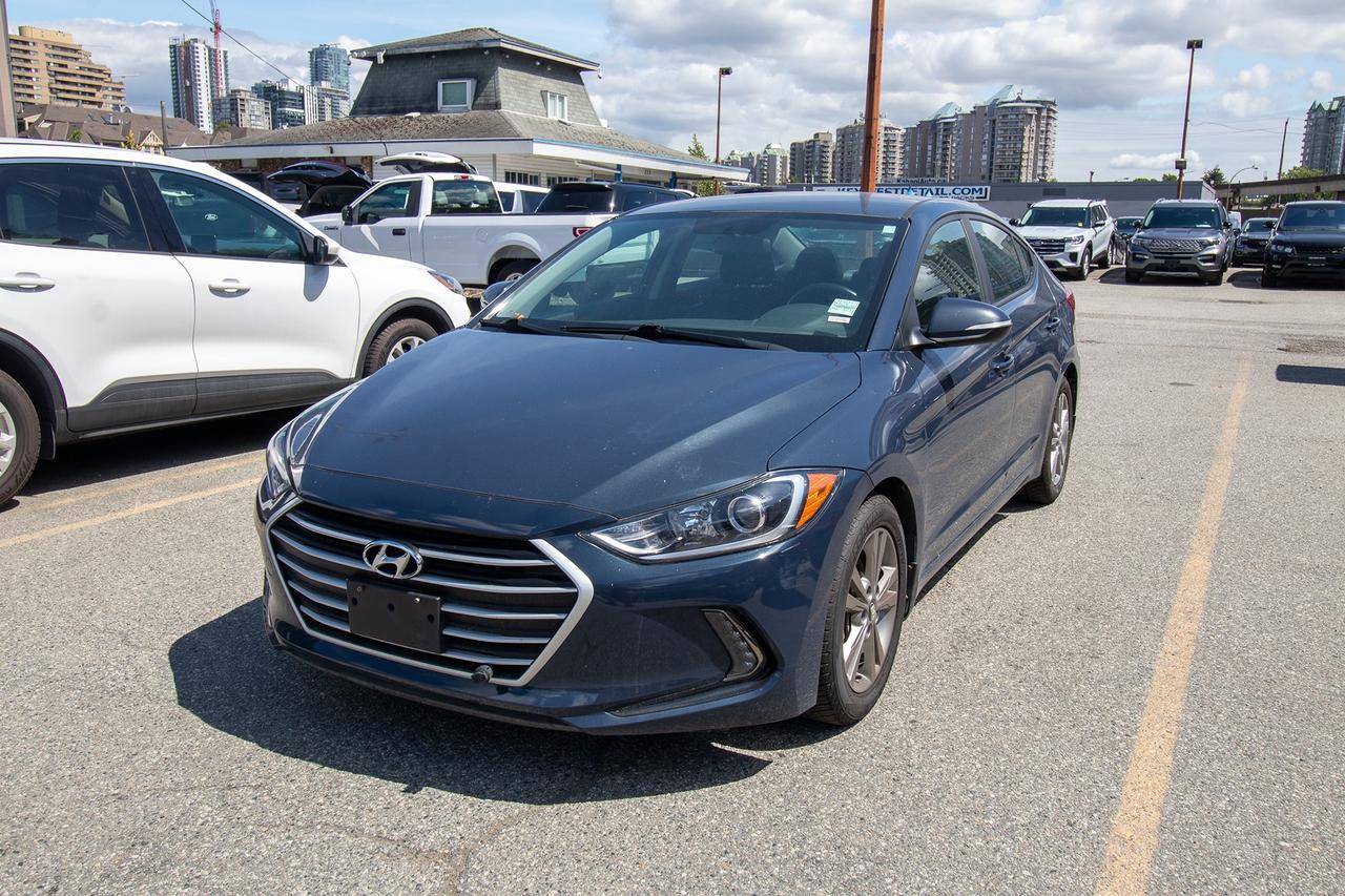 2017 Hyundai Elantra GL Photo0