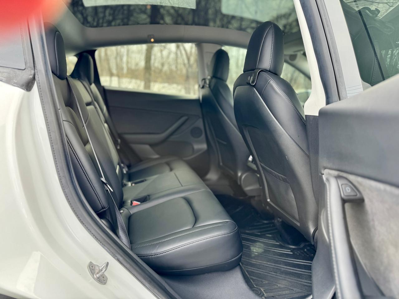 2021 Tesla Model Y Long Range Dual Motor AWD ONE OWNER | CLEAN CARFAX Photo