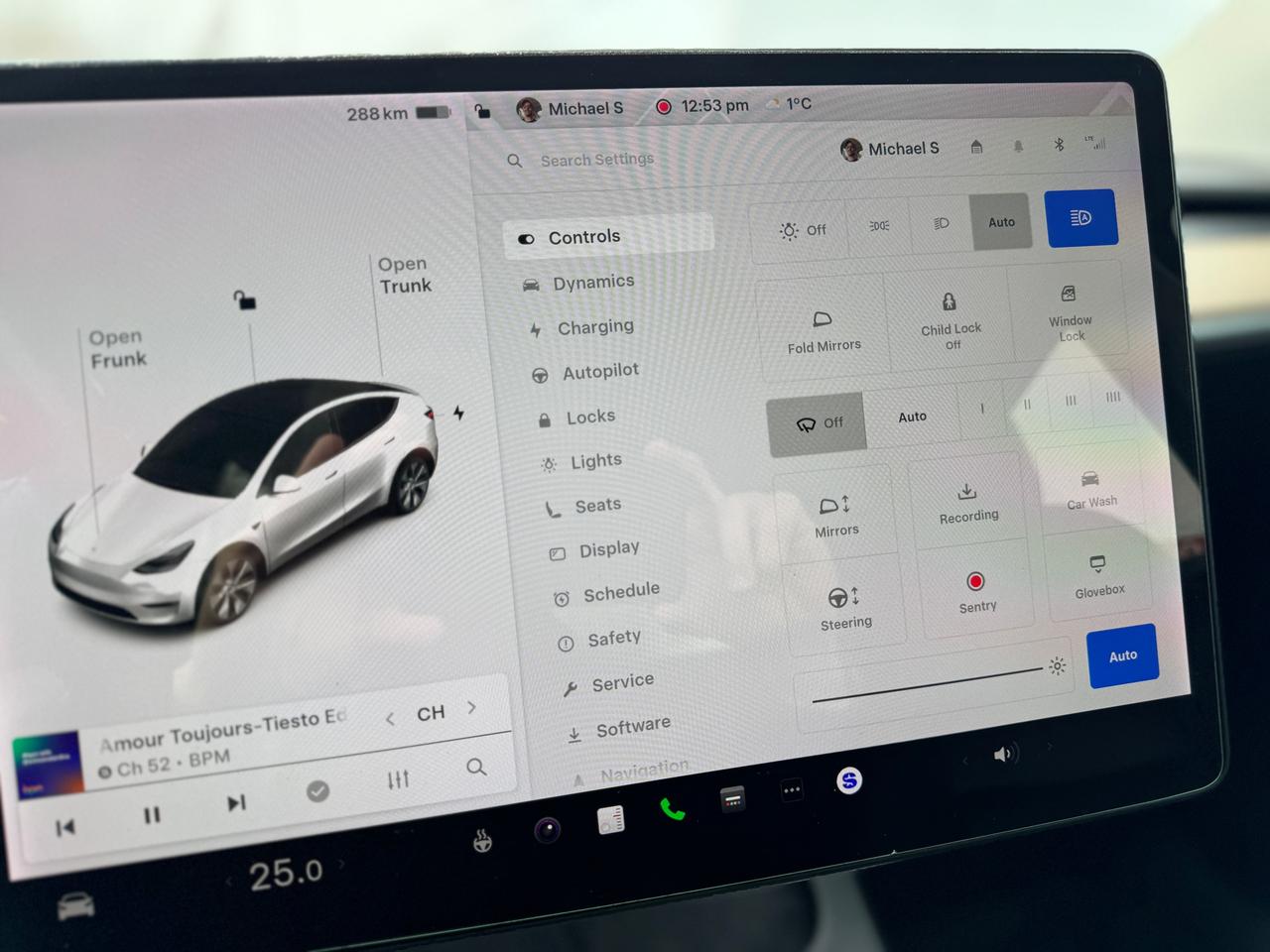 2021 Tesla Model Y Long Range Dual Motor AWD ONE OWNER | CLEAN CARFAX Photo