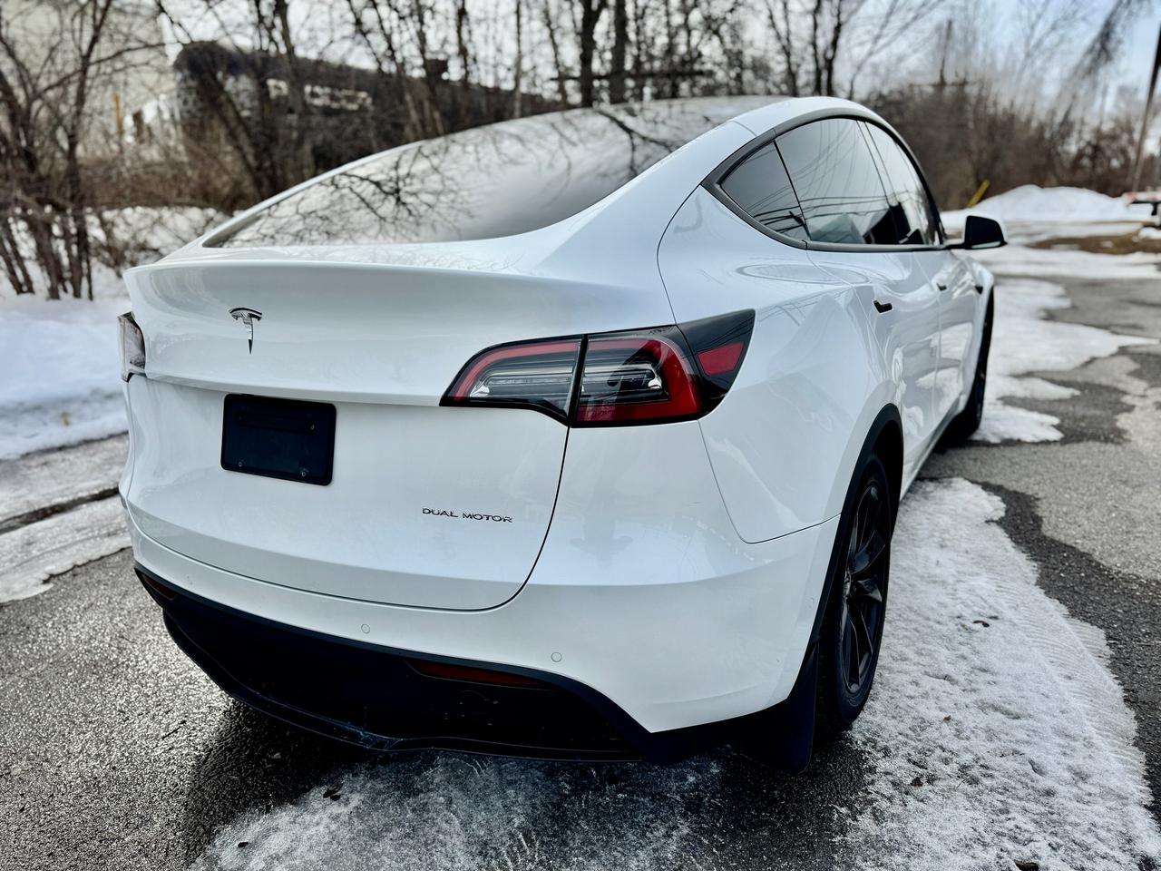 2021 Tesla Model Y Long Range Dual Motor AWD ONE OWNER | CLEAN CARFAX Photo