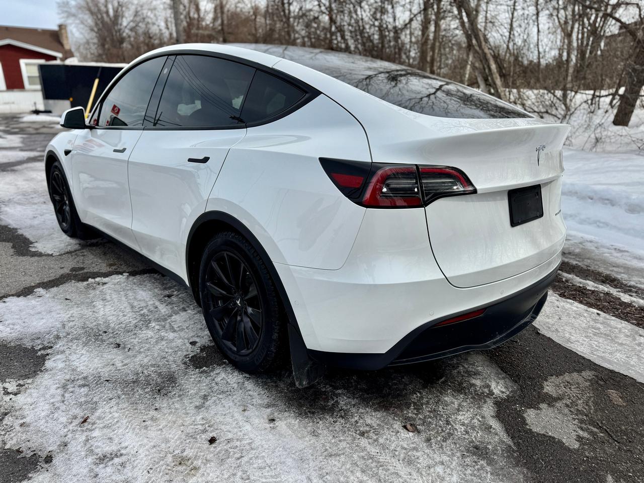 2021 Tesla Model Y Long Range Dual Motor AWD ONE OWNER | CLEAN CARFAX Photo