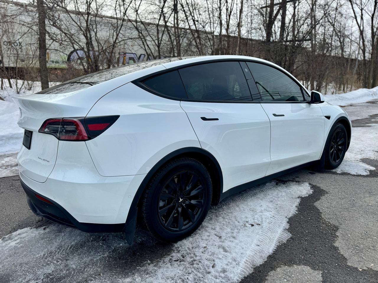 2021 Tesla Model Y Long Range Dual Motor AWD ONE OWNER | CLEAN CARFAX Photo