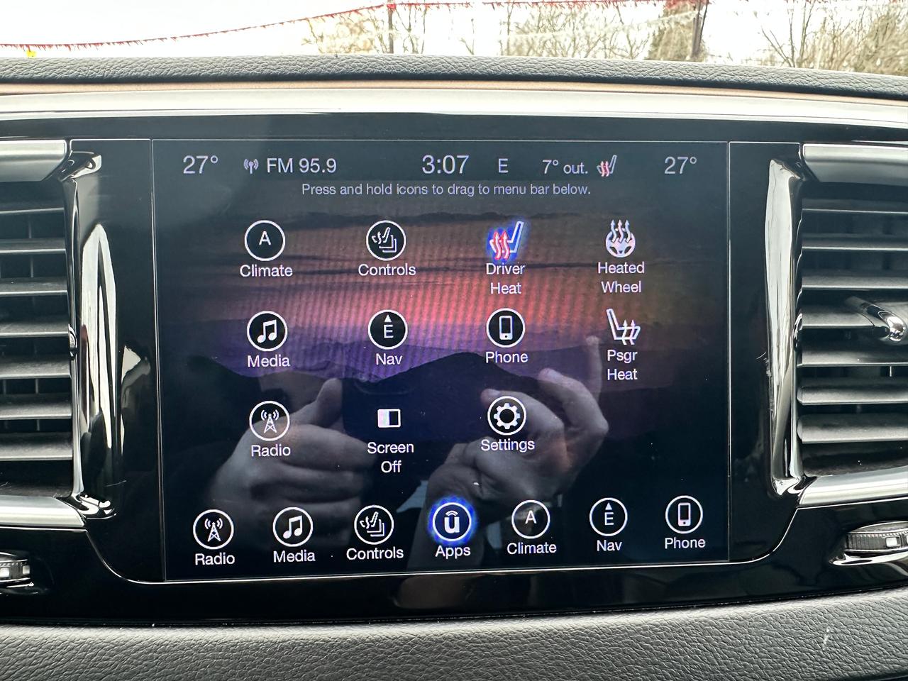 2017 Chrysler Pacifica Touring-L Plus Heated Leather 3Row NAV Bluetooth Photo