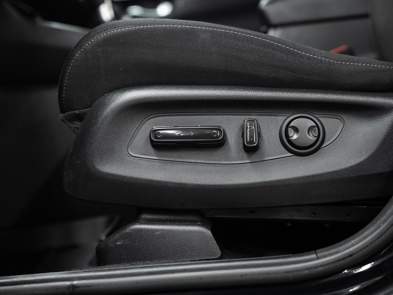 2023 Honda CR-V SPORT | AWD | Sunroof | BSM | ACC | CarPlay