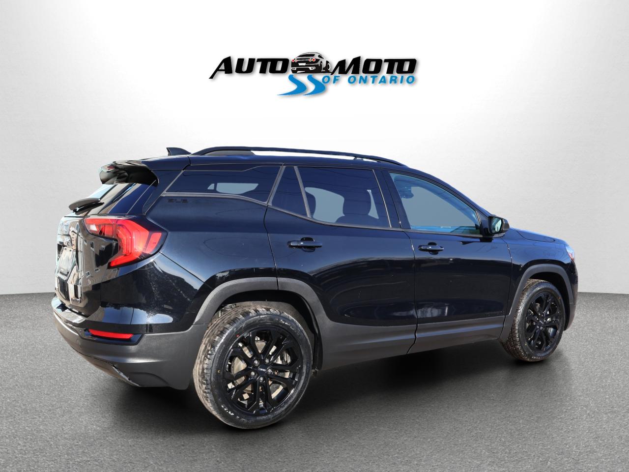 2021 GMC Terrain SLE AWD CERTIFIED *1 OWNER*ACCIDENT FREE*GMC MAINTAIN* CAMERA BLUETOOTH HEATED SEATS CRUISE ALLOYS Photo