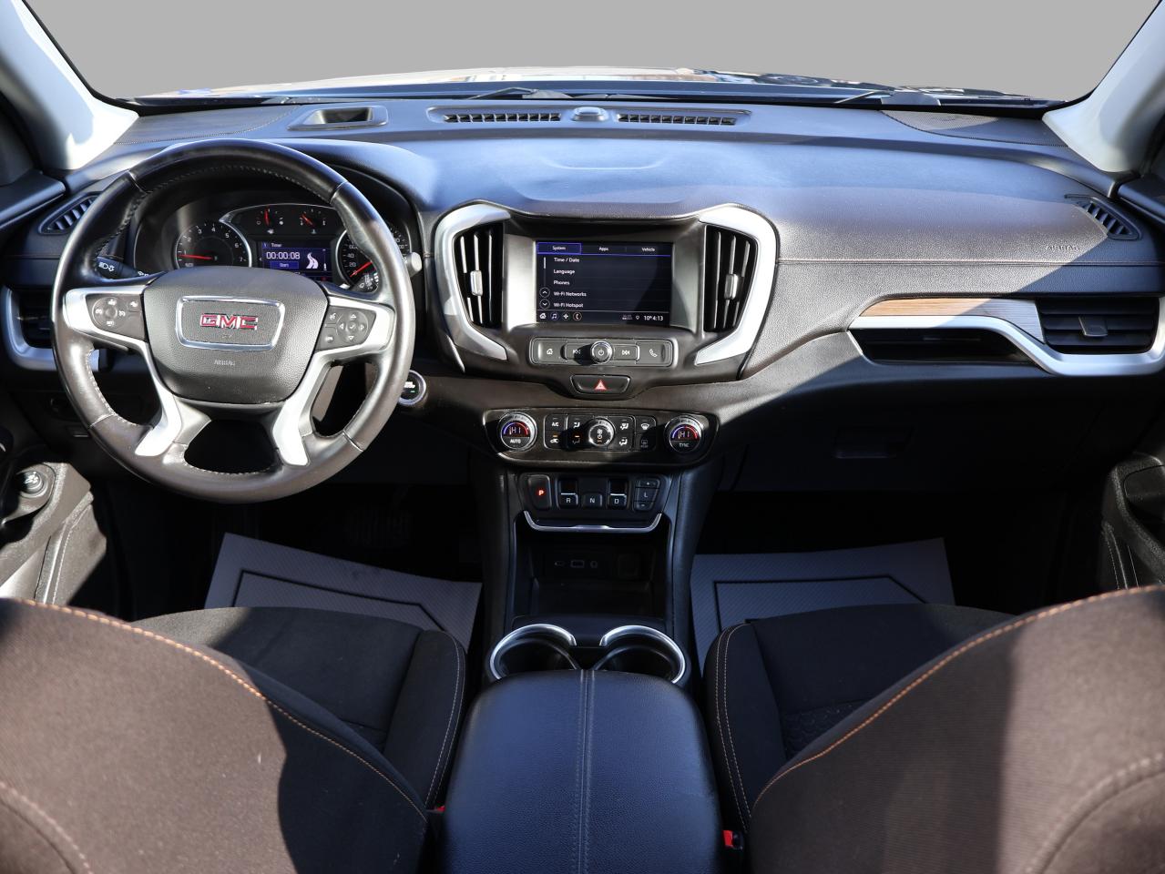 2021 GMC Terrain SLE AWD CERTIFIED *1 OWNER*ACCIDENT FREE*GMC MAINTAIN* CAMERA BLUETOOTH HEATED SEATS CRUISE ALLOYS Photo