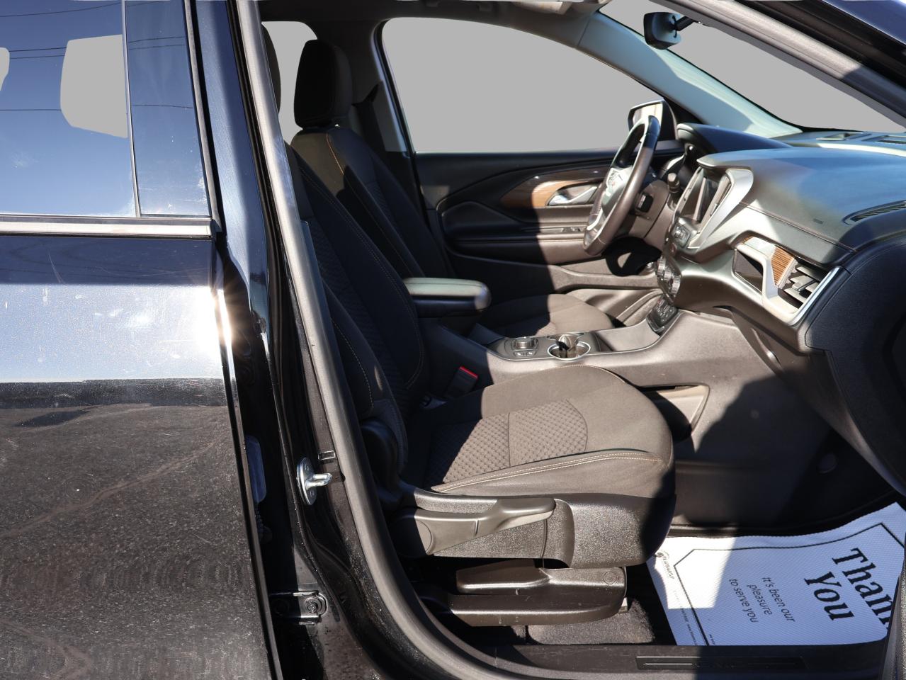 2021 GMC Terrain SLE AWD CERTIFIED *1 OWNER*ACCIDENT FREE*GMC MAINTAIN* CAMERA BLUETOOTH HEATED SEATS CRUISE ALLOYS Photo