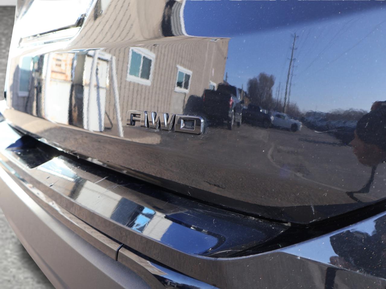 2021 GMC Terrain SLE AWD CERTIFIED *1 OWNER*ACCIDENT FREE*GMC MAINTAIN* CAMERA BLUETOOTH HEATED SEATS CRUISE ALLOYS Photo