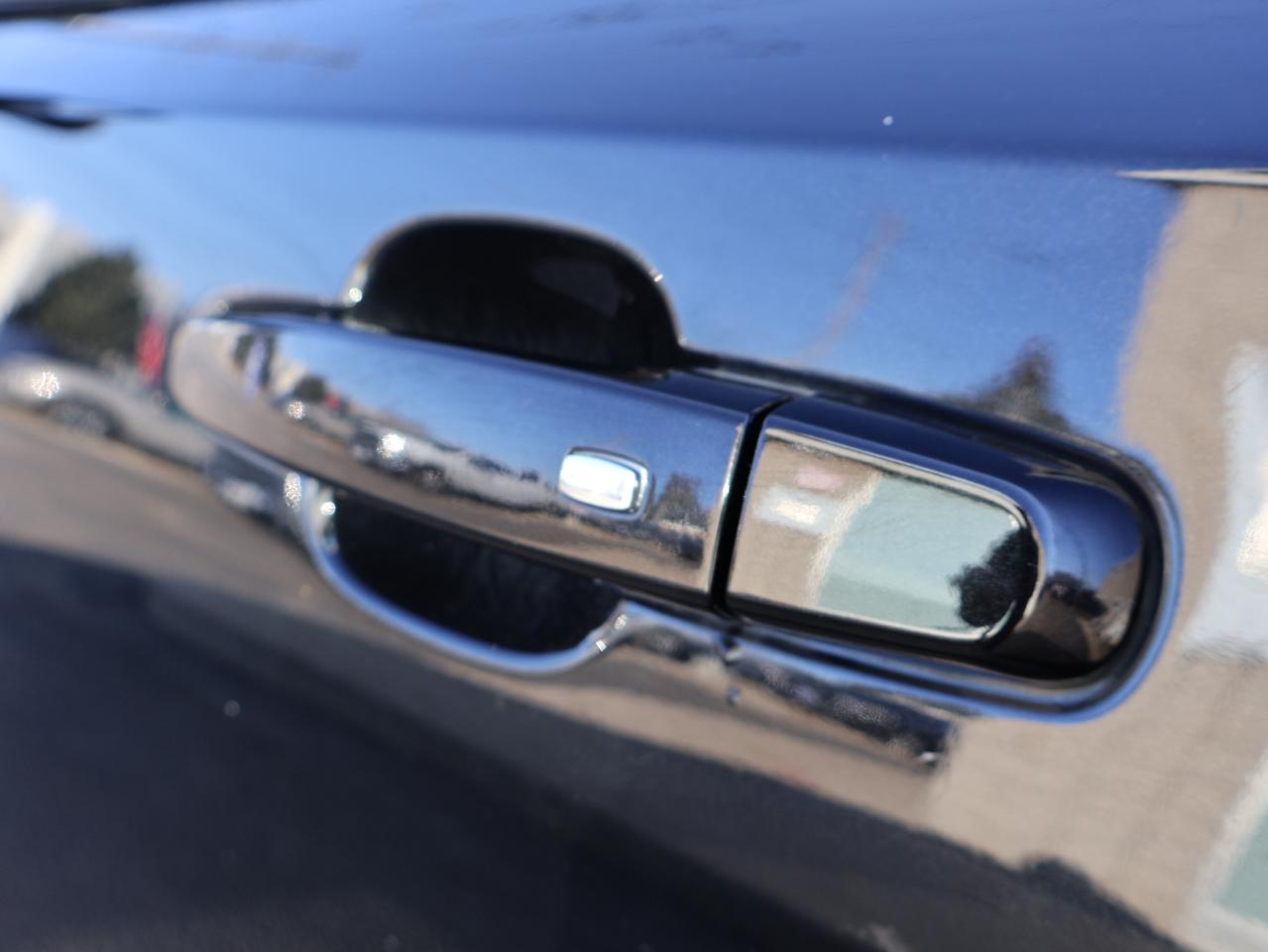 2021 GMC Terrain SLE AWD CERTIFIED *1 OWNER*ACCIDENT FREE*GMC MAINTAIN* CAMERA BLUETOOTH HEATED SEATS CRUISE ALLOYS Photo