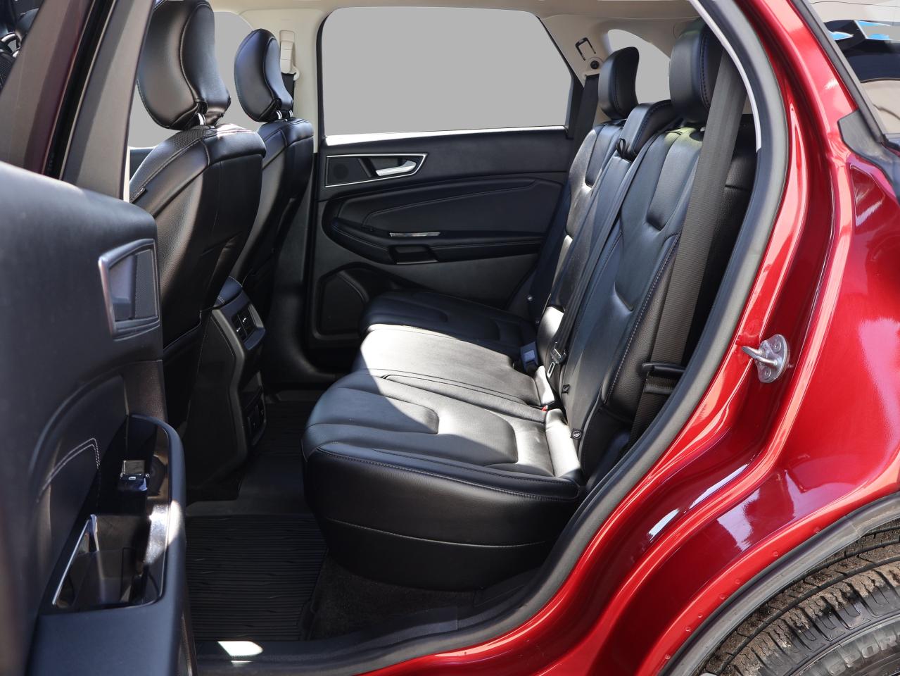 2018 Ford Edge V6 TITANIUM AWD CERTIFIED *FORD MAINTAIN* CAMERA NAV BLUETOOTH LEATHER HEATED SEATS PANO ROOF CRUISE ALLOYS Photo