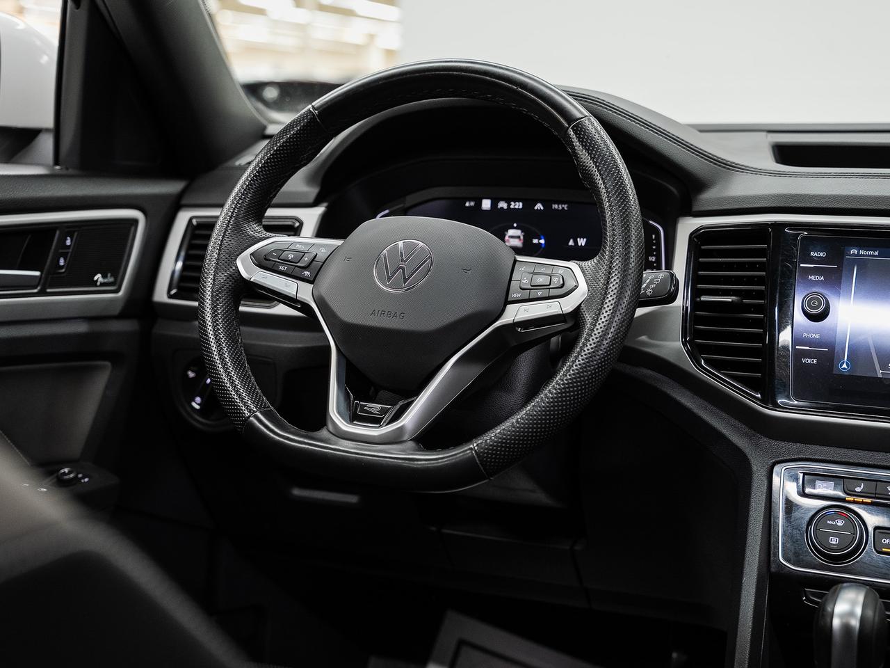 2023 Volkswagen Atlas EXECLINE AWD | Nav | 360 Cam | Panoroof | CarPlay Photo