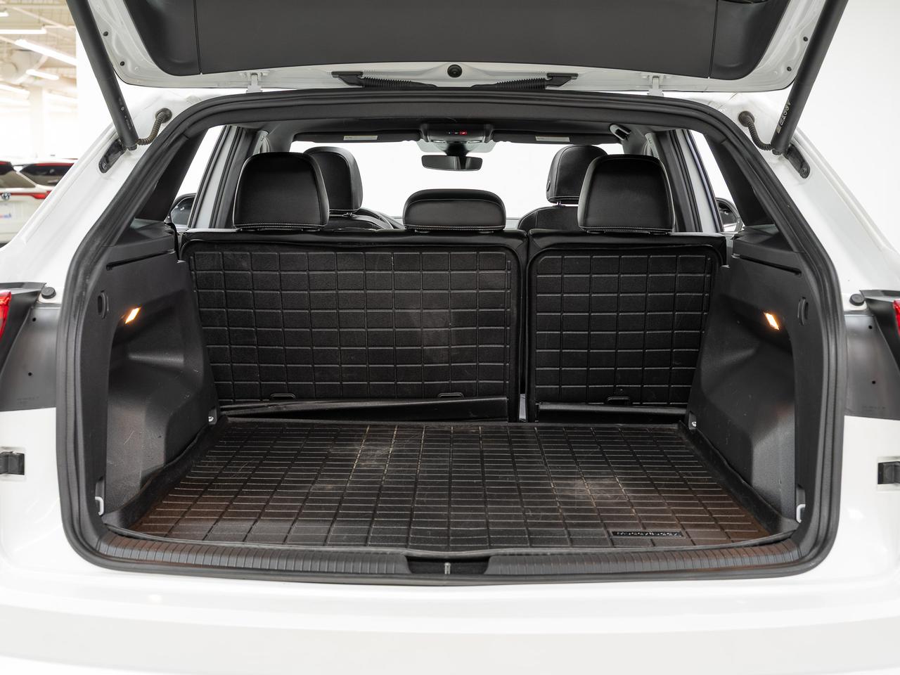 2023 Volkswagen Atlas EXECLINE AWD | Nav | 360 Cam | Panoroof | CarPlay