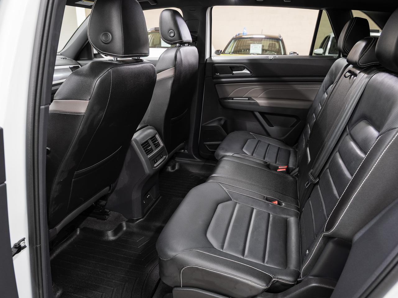 2023 Volkswagen Atlas EXECLINE AWD | Nav | 360 Cam | Panoroof | CarPlay