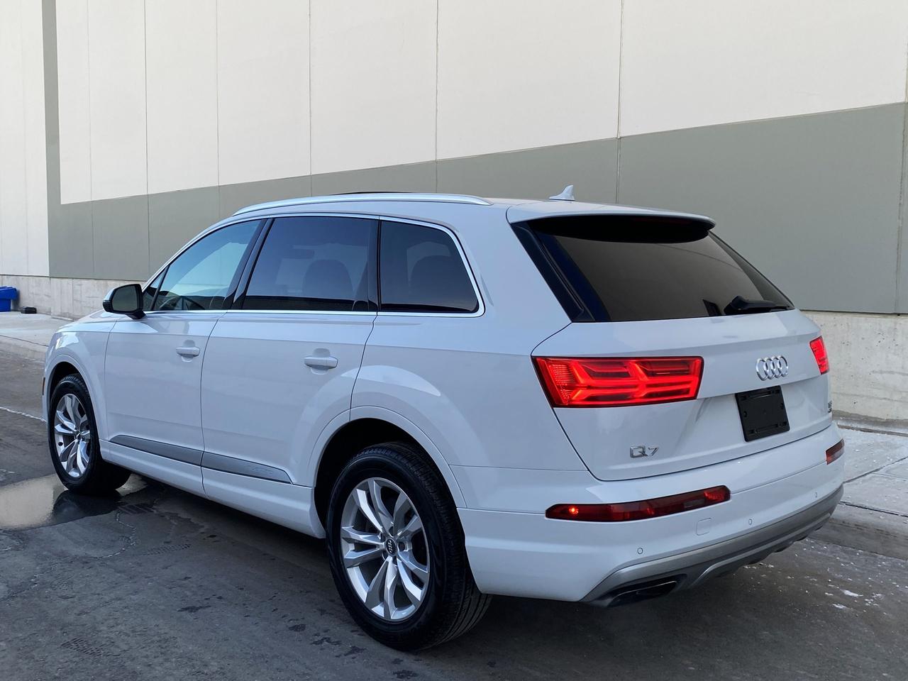 2018 Audi Q7 3.0T-QUATTRO-360 CAMERA-NAV-PANO ROOF-7 PASSENGER Photo
