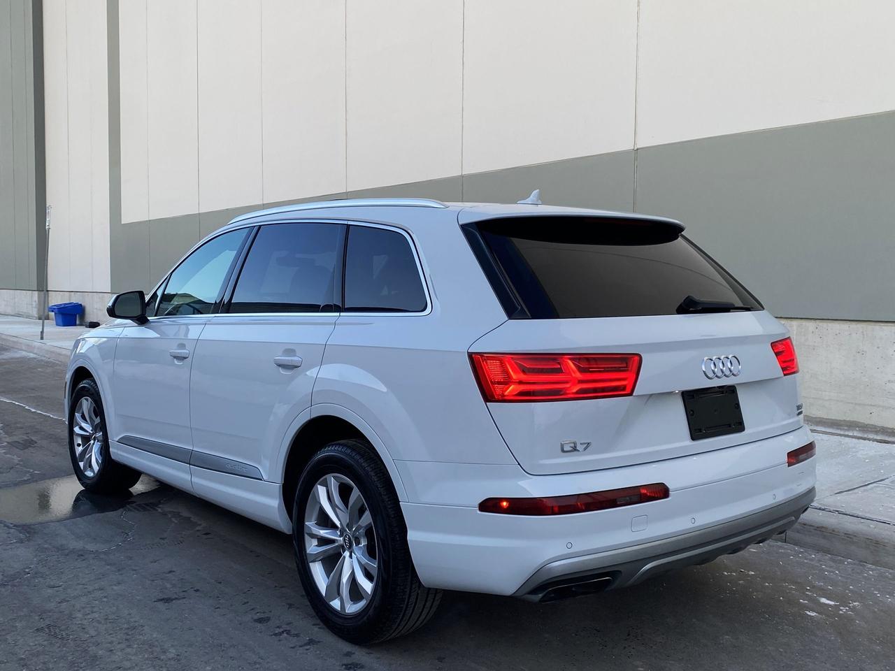 2018 Audi Q7 3.0T-QUATTRO-360 CAMERA-NAV-PANO ROOF-7 PASSENGER Photo