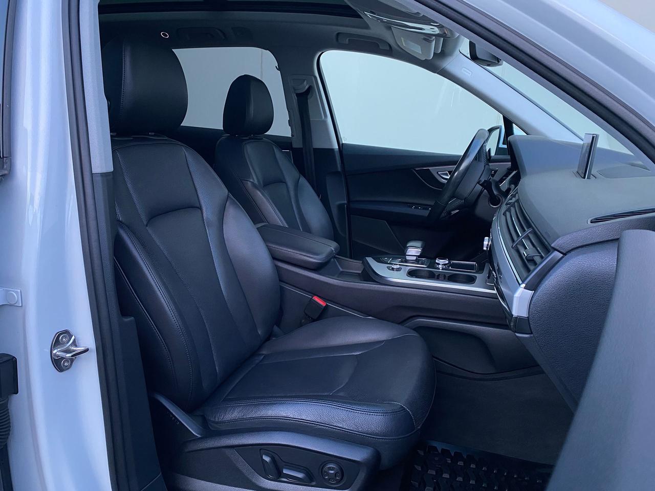 2018 Audi Q7 3.0T-QUATTRO-360 CAMERA-NAV-PANO ROOF-7 PASSENGER Photo