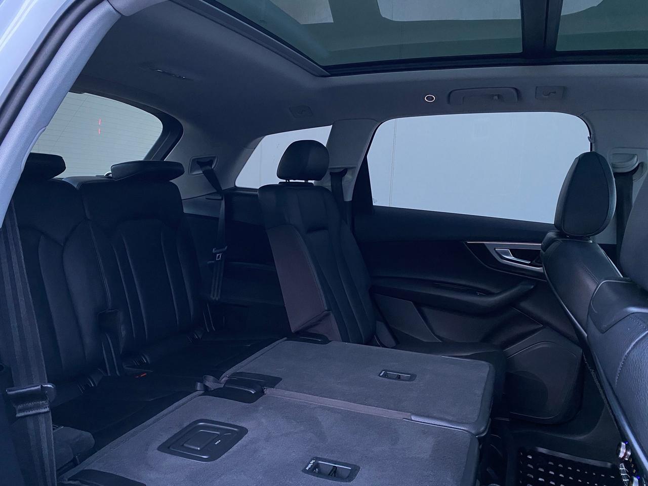 2018 Audi Q7 3.0T-QUATTRO-360 CAMERA-NAV-PANO ROOF-7 PASSENGER Photo