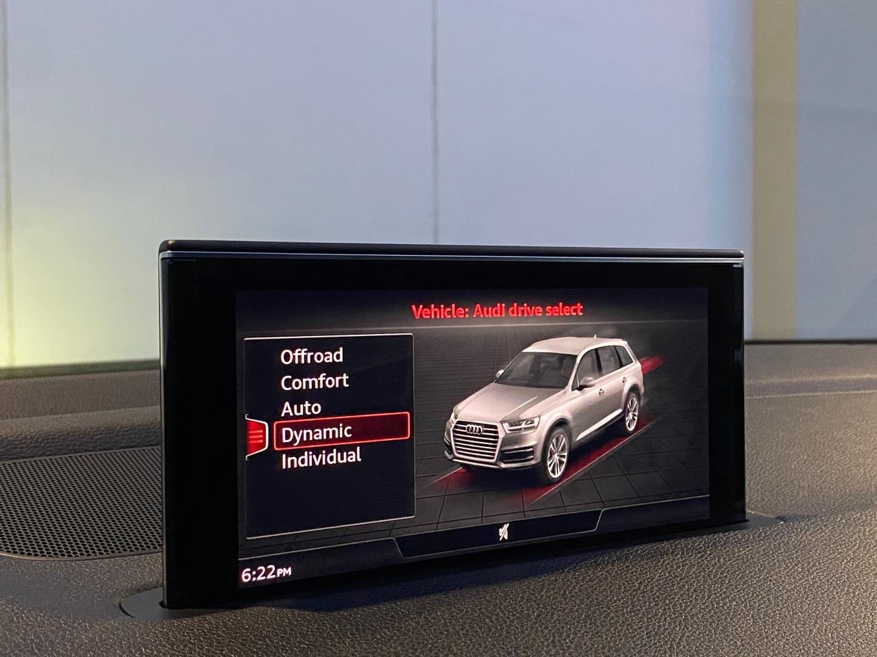 2018 Audi Q7 3.0T-QUATTRO-360 CAMERA-NAV-PANO ROOF-7 PASSENGER Photo