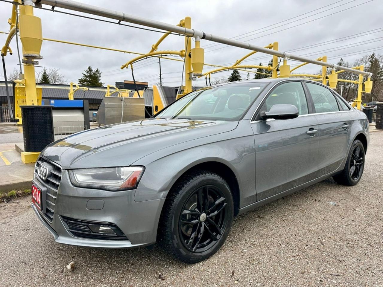 2014 Audi A4 2.0T Quattro Progressiv Photo