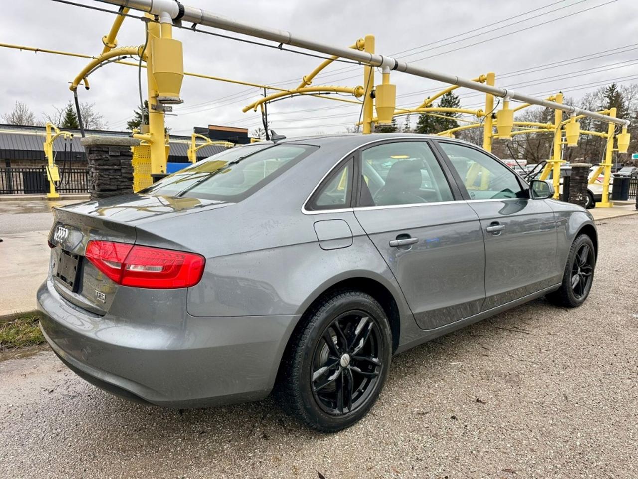 2014 Audi A4 2.0T Quattro Progressiv Photo4