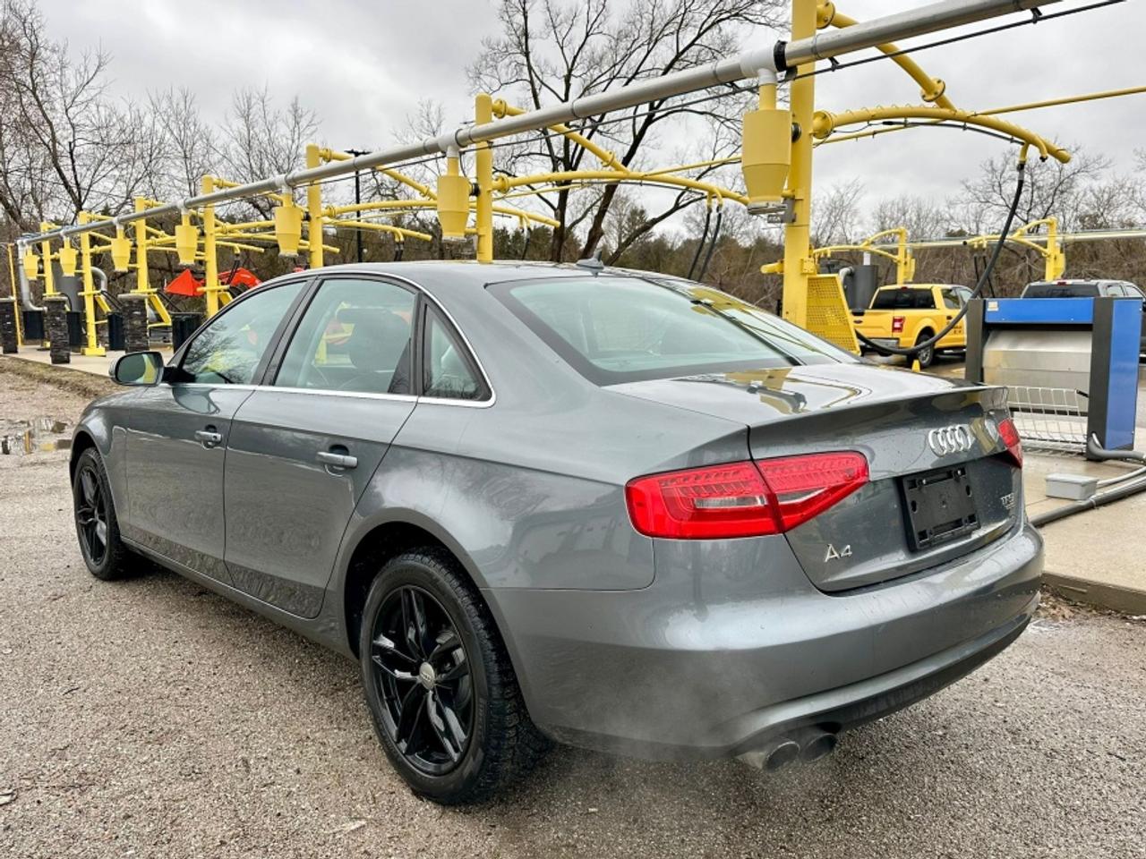 2014 Audi A4 2.0T Quattro Progressiv Photo2