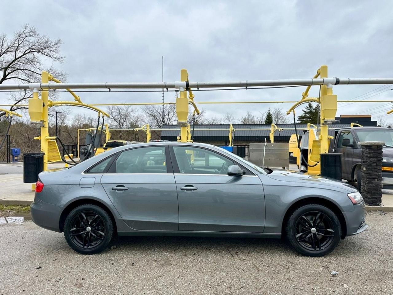 2014 Audi A4 2.0T Quattro Progressiv Photo