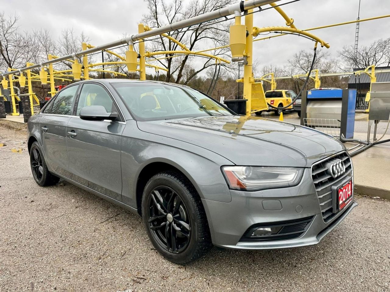 2014 Audi A4 2.0T Quattro Progressiv Photo