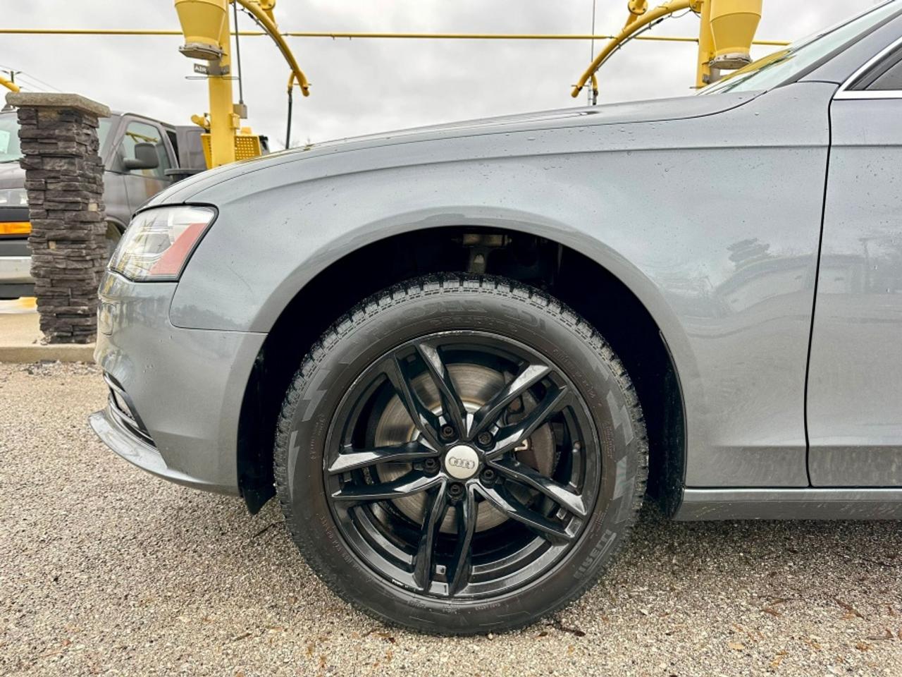 2014 Audi A4 2.0T Quattro Progressiv Photo