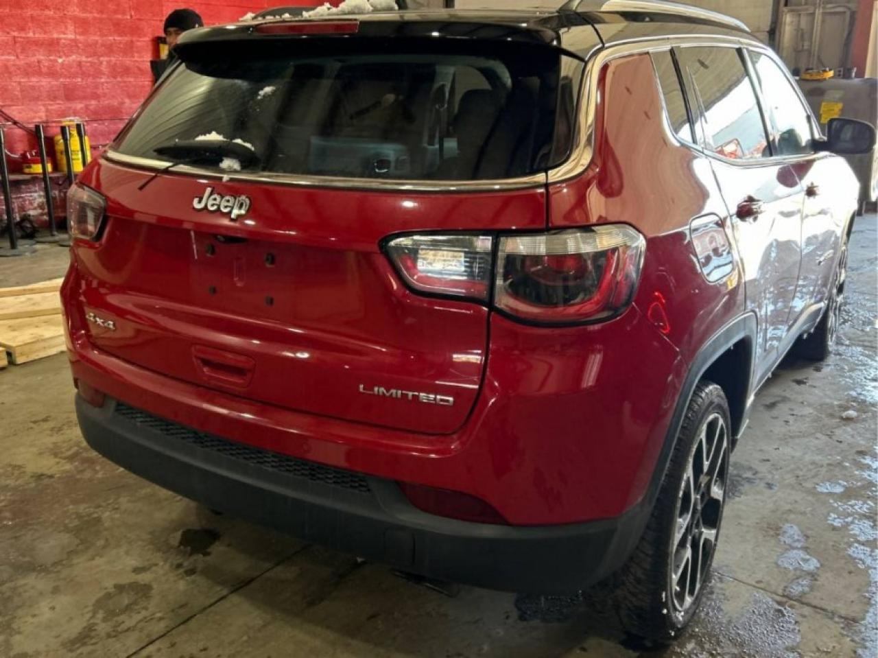 2018 Jeep Compass LIMITED Photo